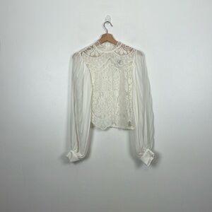 A. Peach Lace BoHo Accordian Puff Long Sleeve Womens M Lightweight White Top